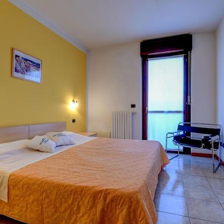 Residence Meridiana Peschiera del Garda Exteriér fotografie